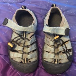 Keen kids water shoes